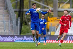 +++ Herzlichen Glückwunsch für Startelfdebüt beim Regionalligisten +++