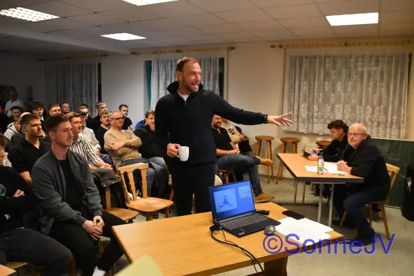 2025-12-13 -Jahreshauptversammlung-Weihnachtsfeier